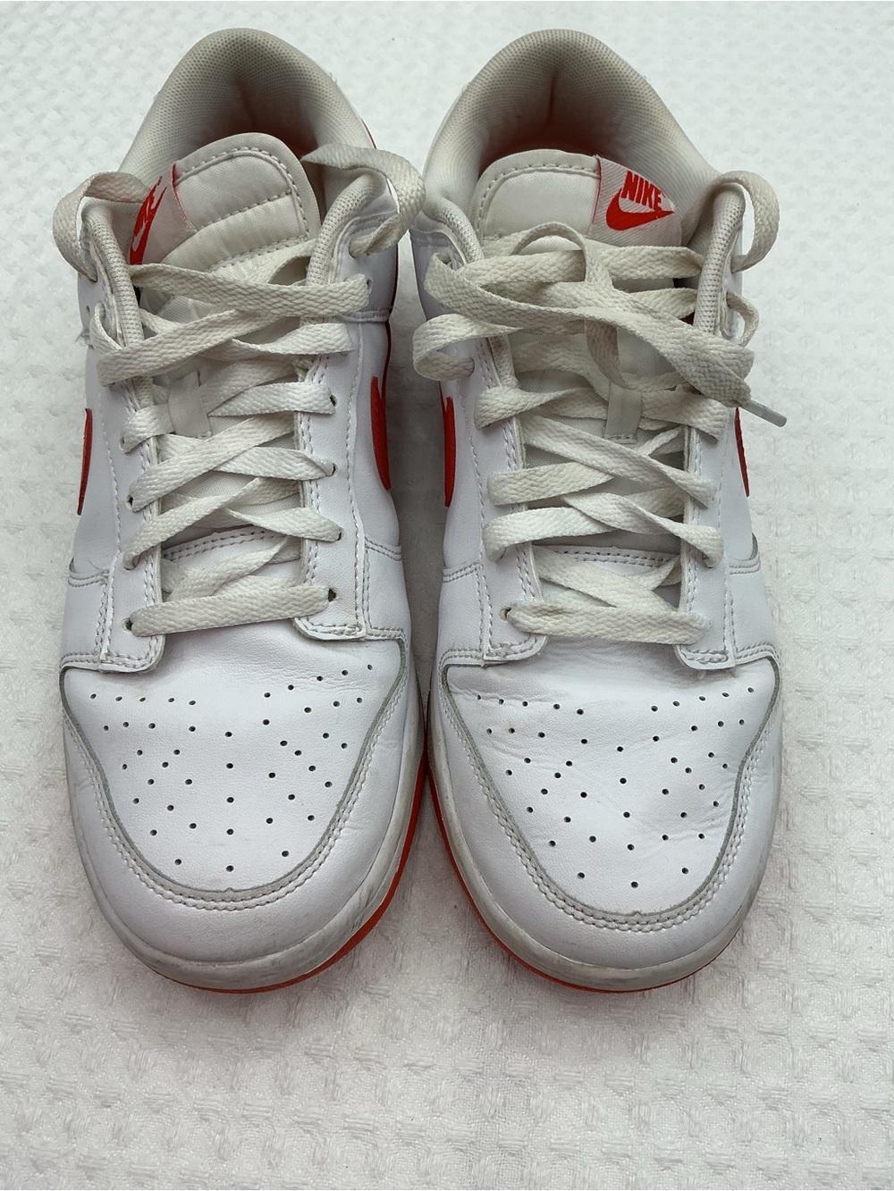 Nike White and Red Low-Top Athletic Sneakers - Picture 5 of 15